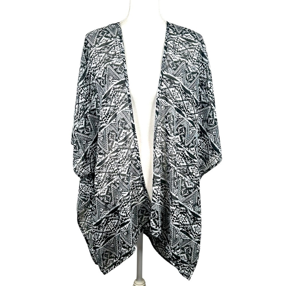 No Boundaries Black & White Aztec Boho Lace Sheer Open Cover Up Cardigan Top